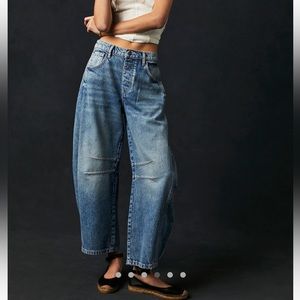 We The Free Good Luck Mid-Rise Barrel Jeans NWOT